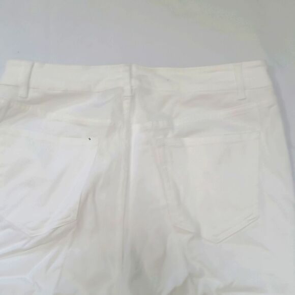 NWOT, Motto Women's Cropped Capris - Picture 5 of 6